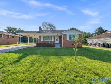 Main picture of 422 Karter St NW