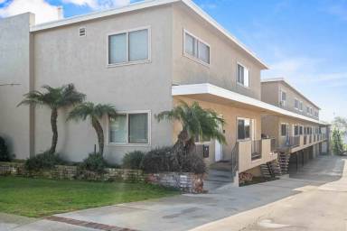 Main picture of 640 E Imperial Ave