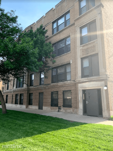 Main picture of 5606 S Wabash Ave