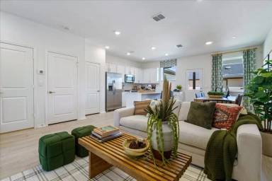 Main picture of 2517 Caleb Asher Loop