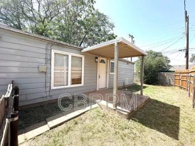 Main picture of 2216 30th St