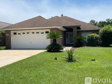 Main picture of 643 Mozingo Ln
