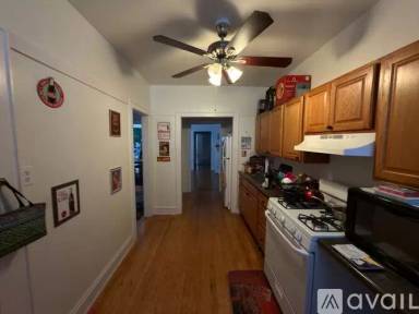 Main picture of 6437 N Leavitt St