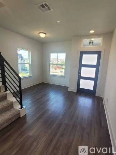 Main picture of 2241 Local Rebel Loop