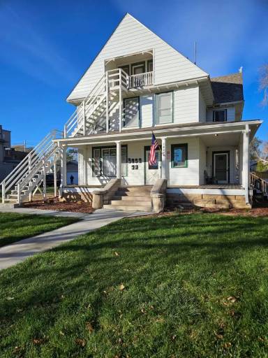 Main picture of 1419 9th Ave