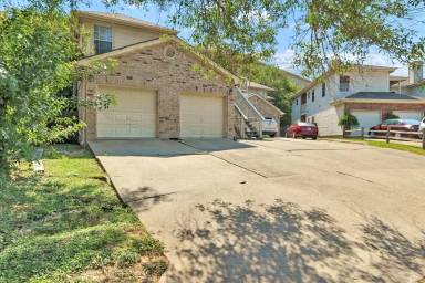Main picture of 1807 Rawhide Loop