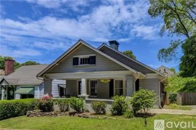 Main picture of 454 Kendrick Ave SE