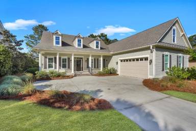 Main picture of 31 Harborage Ct