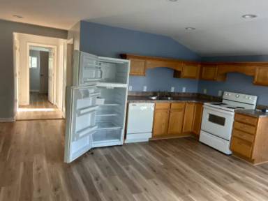 Main picture of 600 Cherry St