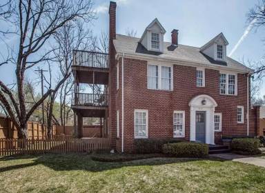 Main picture of 6116 Tremont St