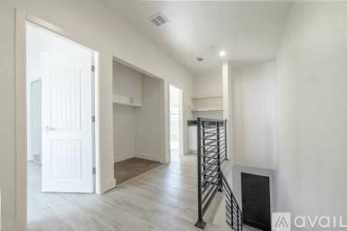 Main picture of 1131 Browning Blvd