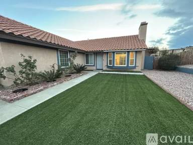 Main picture of 38063 Meadowlark Ln