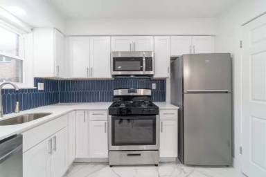 Main picture of 501 Adams Ln