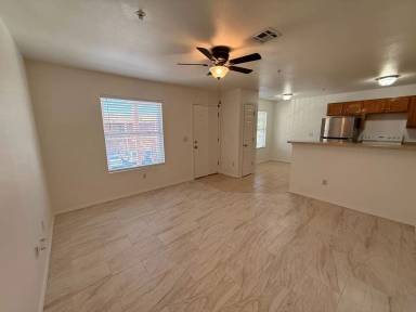 Main picture of 2300 Stern Dr