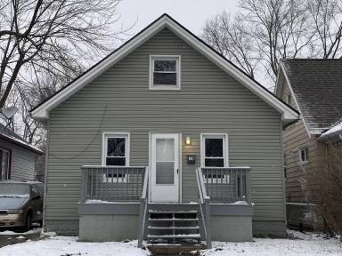 Main picture of 130 W Evelyn Ave