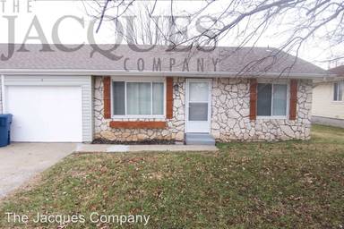 Main picture of 4364 S Glenn Ave