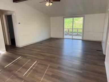 Main picture of 206 Hialeah Dr