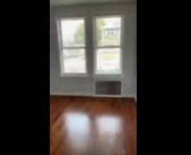 Main picture of 2231 W 9th St