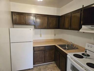 Main picture of 105 S 7th St