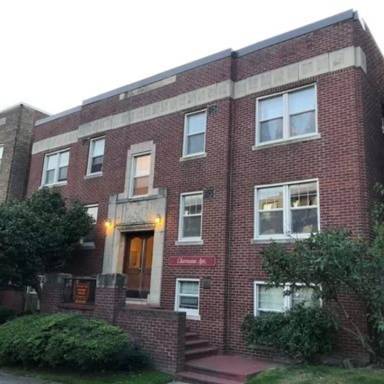 Main picture of 625 4th Ave W