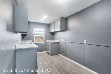 Main picture of 4706 Yellowstone Blvd