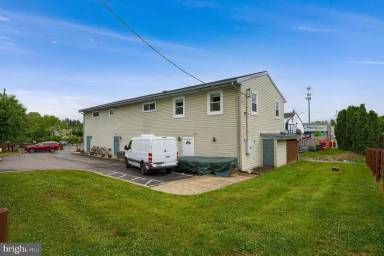 Main picture of 1500 Wilson Ave