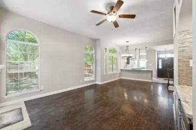 Main picture of 9128 Cumberland Dr