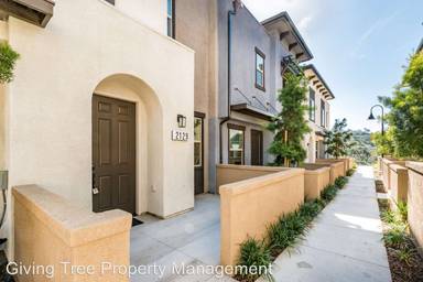 Main picture of 2125 Solara Ln