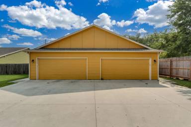 Main picture of 258 N Florence St