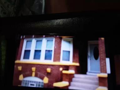 Main picture of 7610 S Loomis Blvd
