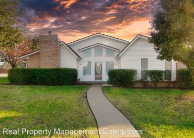 Main picture of 500 NW 140th St