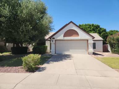 Main picture of 4838 W Julie Dr