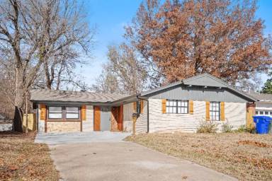 Main picture of 513 Manor Dr