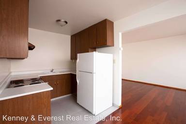 Main picture of 170 Wood St