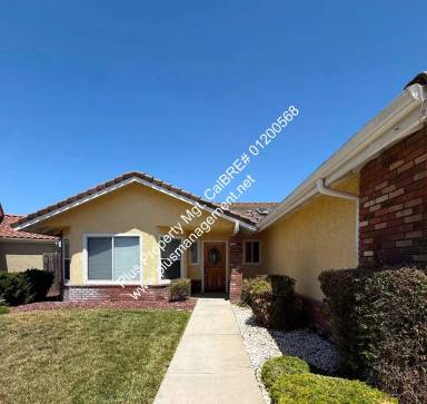 Main picture of 1470 Mercer Ct