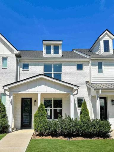 Main picture of 103 Ethelyne Way