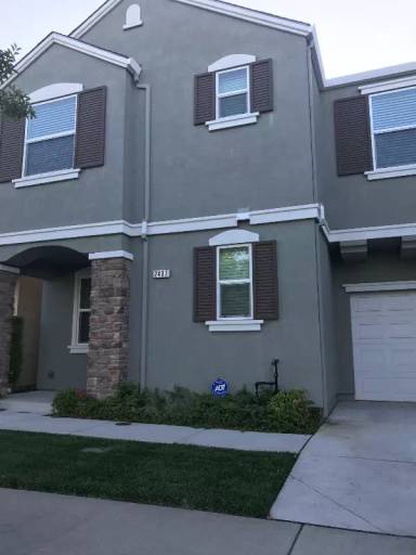 Main picture of 2443 Erickson St