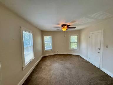 Main picture of 28 Laurel Ave