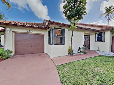 Main picture of 260 SW 113th Ter