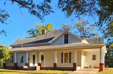Main picture of 7404 GA Highway 109