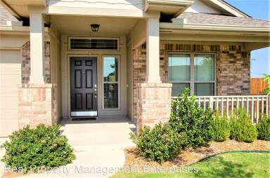 Main picture of 2300 NW 191st Ct