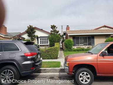 Main picture of 419 1/2 Narcissus Ave