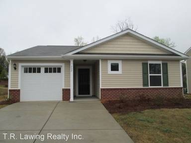 Main picture of 732 Willow Creek Dr