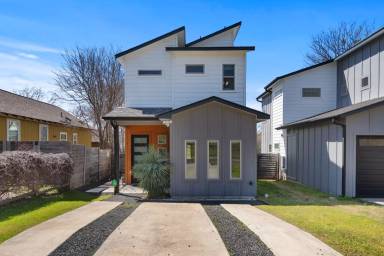 Main picture of 1324 Delano St