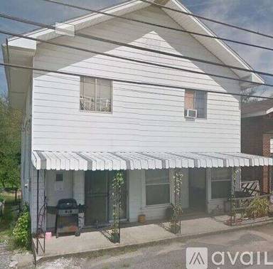 Main picture of 400 Pike St