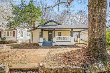 Main picture of 1033 S Josephine Boyd St