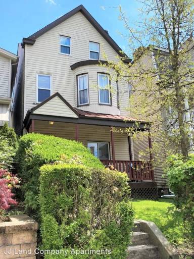 Main picture of 718 N Euclid Ave