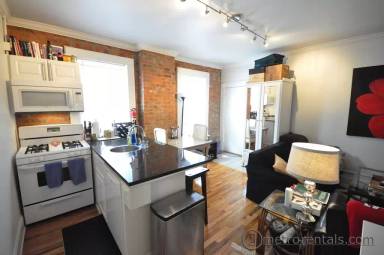 Main picture of 842 S 3rd St