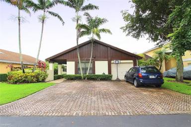 Main picture of 5121 SW 151st Pl