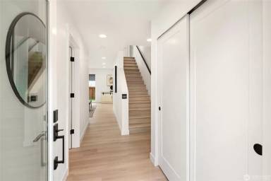 Main picture of 13548 39th Ave NE